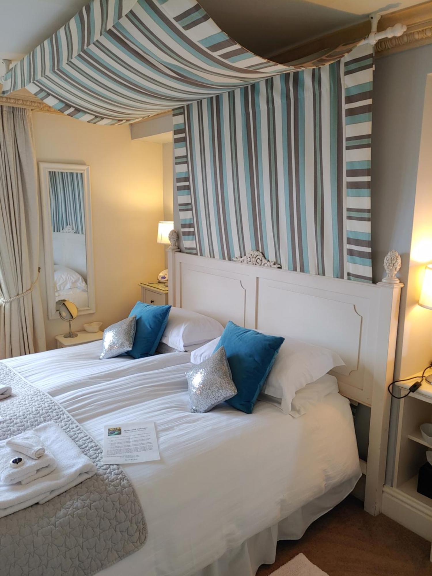 The Bath House Boutique B&B - In-Room Breakfast - Free Parking Exterior photo